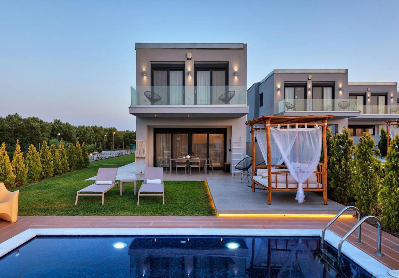 Soleado Luxury Villas Skála Foúrkas Exterior foto